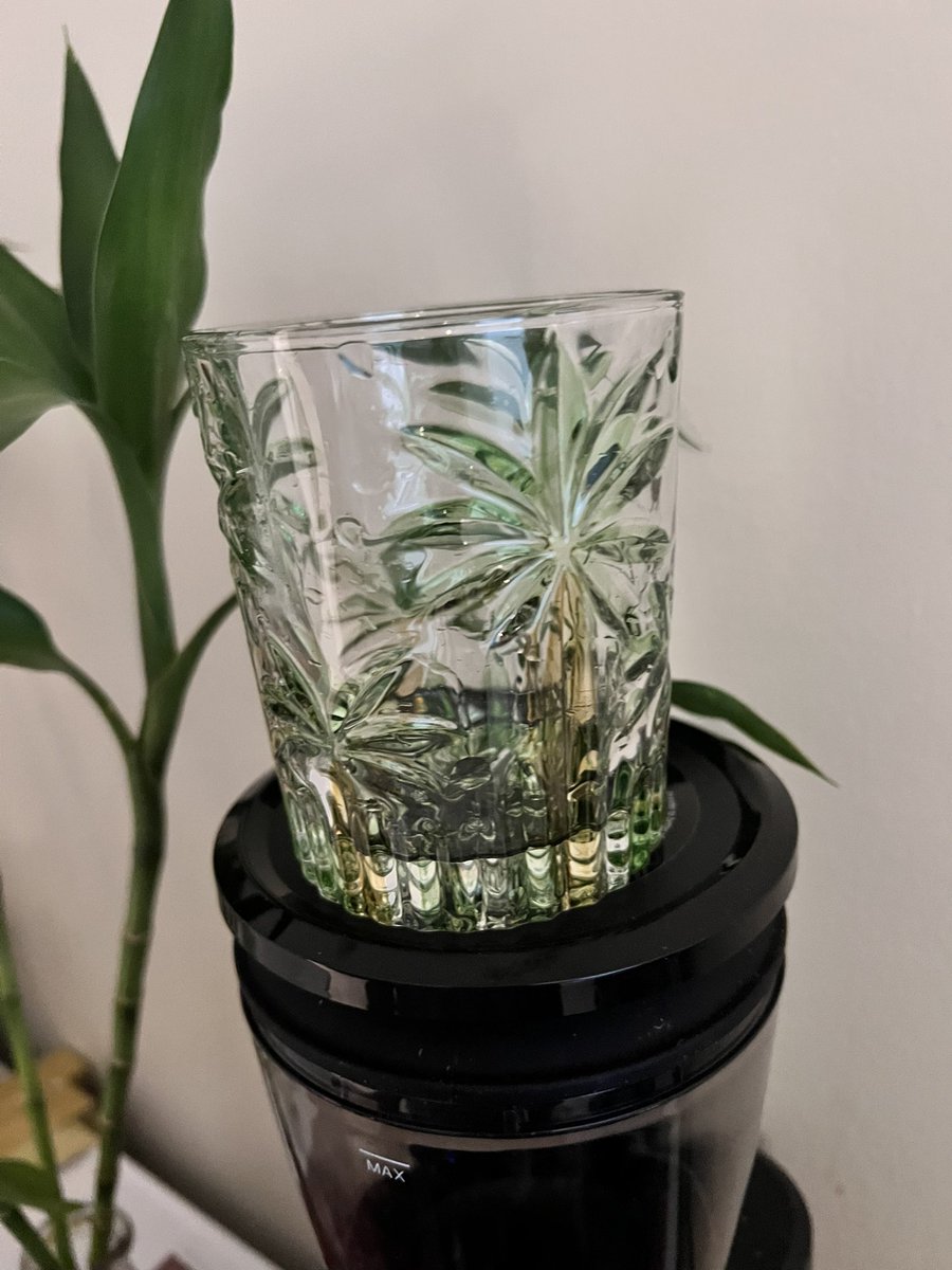 مُش طارق tweet media