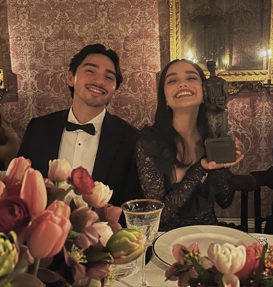 olivia 🪐 saw evita 💙 tweet media