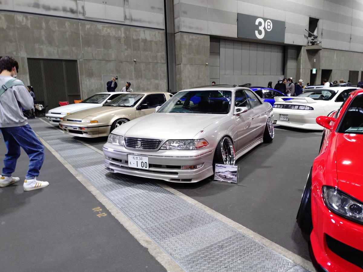 アキラ@電柱ぶつけニキ tweet media