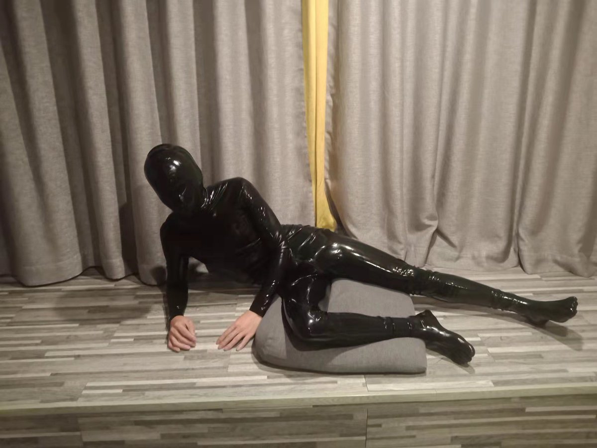 Latex者者 tweet media