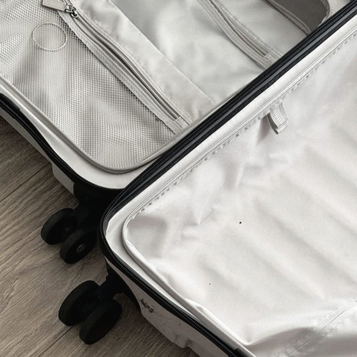 𝗘𝗟𝗔𝗡𝗚 𝗗𝗜𝗠𝗜𝗧𝗥𝗜 tweet media