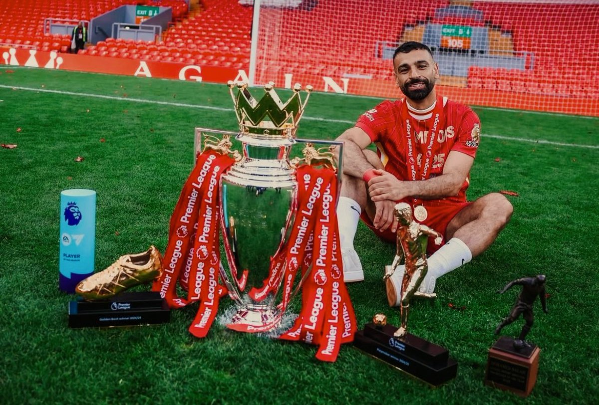 𝒏𝒖𝒈𝒔 tweet media