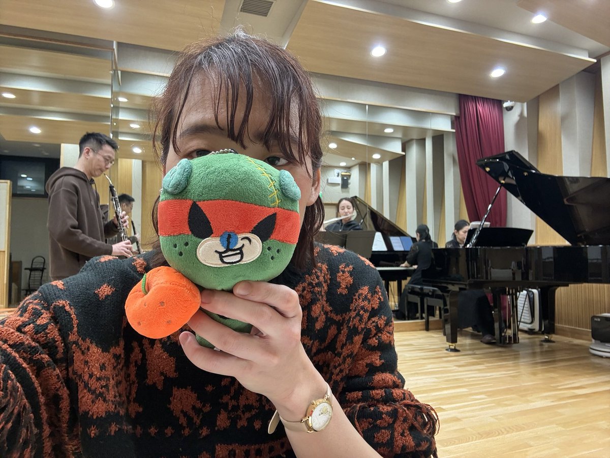 UWAquintet's tweet photo. いよいよ明日となりました！🍊
豪くんはアングレを使うそう！ダークみきゃんも素直になるほどうっとり〜💖
UWAQuintet のFFシリーズ、もうまもなくです！
お楽しみに！
⊹ ࣪˖ ┈┈ ˖ ࣪⊹ ┈┈⊹ ࣪˖ ┈┈˖ ࣪⊹ ┈

日時：2026年3月24日19:00
会場：ドルチェ楽器（新宿）
チケット：3,500円（全席自由） https://t.co/JUenJBi6JD
