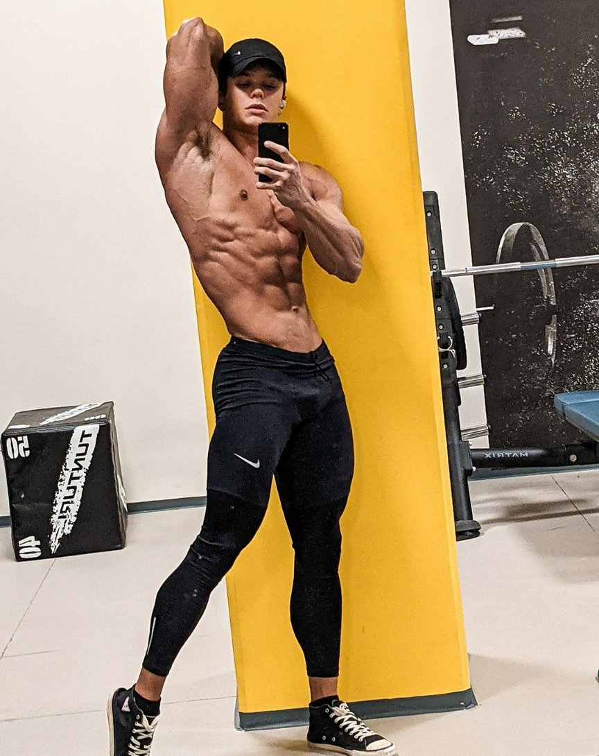 your naughty musclefreak tweet media