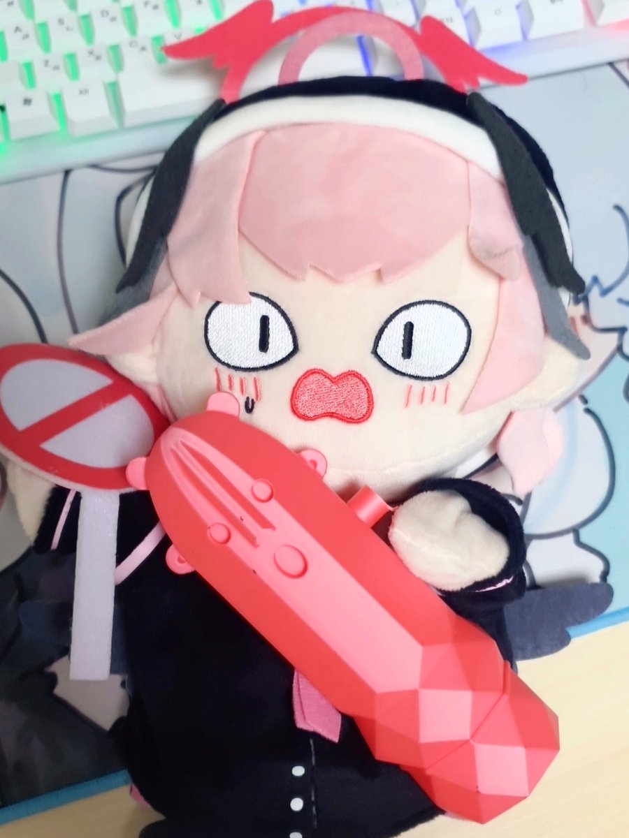 Maid In Bunnygirl tweet media