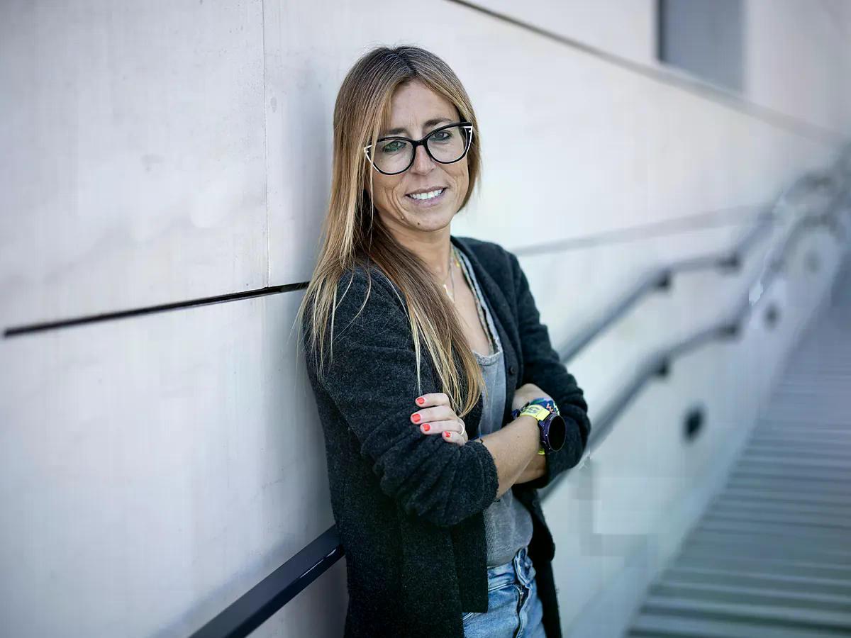 yo_dona's tweet photo. Marta González-Freire, investigadora del envejecimiento y la longevidad: "Si no nos vamos a dormir antes de esta hora nos saltaremos una de las fases más importantes del sueño y no la recuperaremos aunque nos levantemos más tarde" https://t.co/rjGKrwxnnU https://t.co/Ixo77tx85W