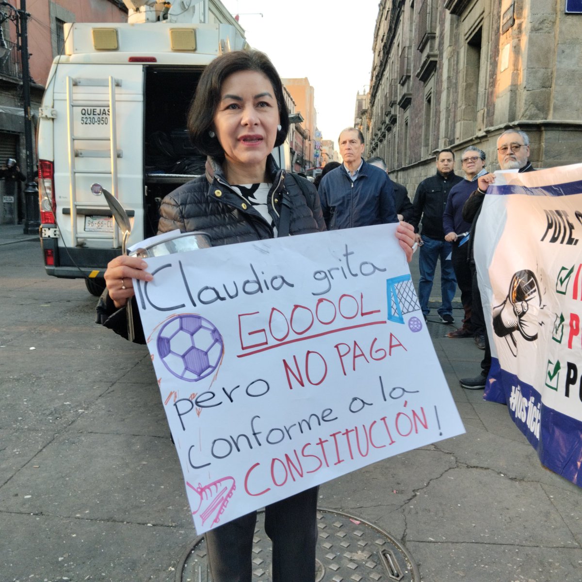 Erika Flores tweet media