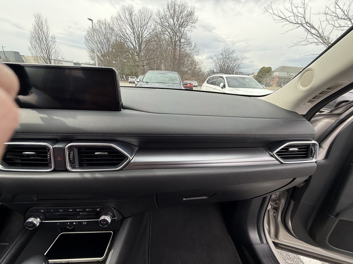 Robin Hernandez tweet media