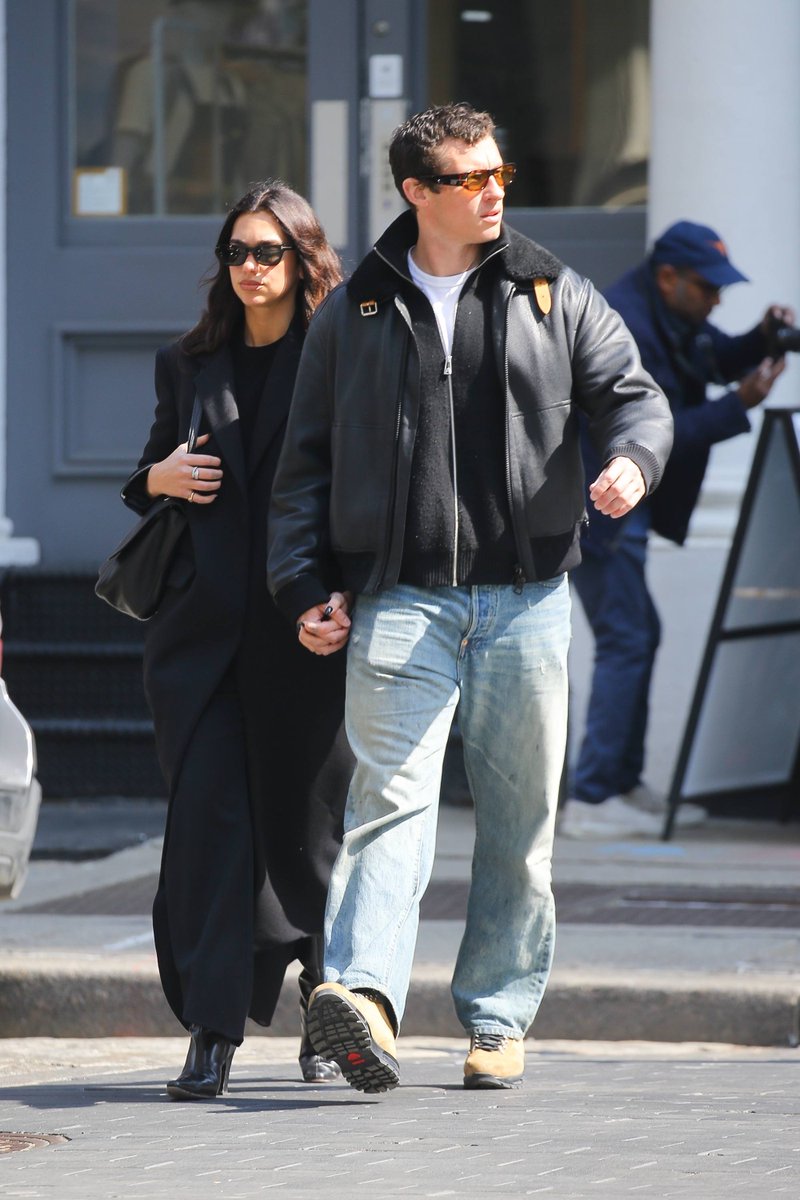 dua source tweet media