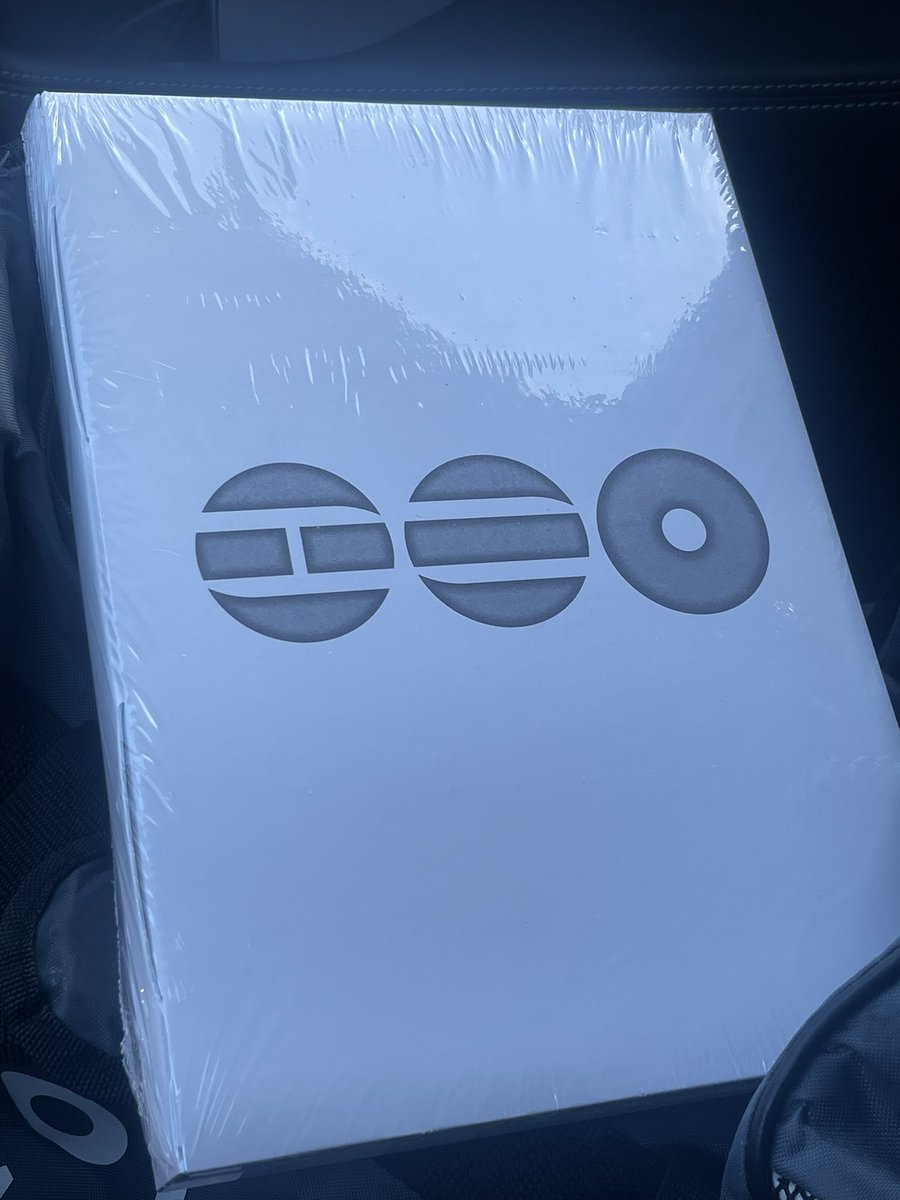 ♡︎Erin tweet media