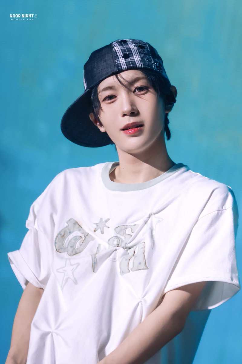 료 어깨 tweet media