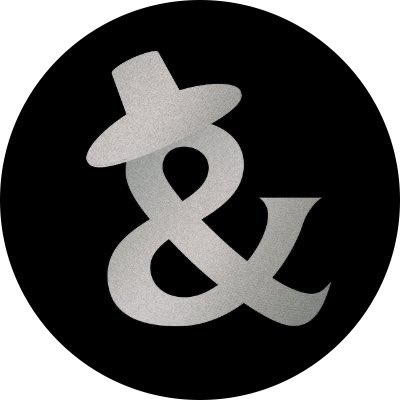 &laci 🫐 tweet media