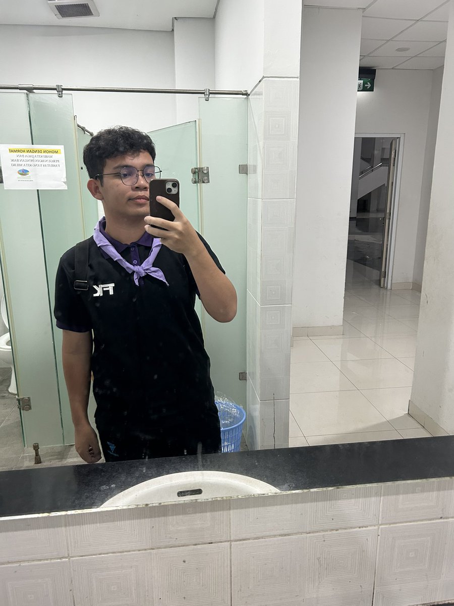 evananakpapi tweet media