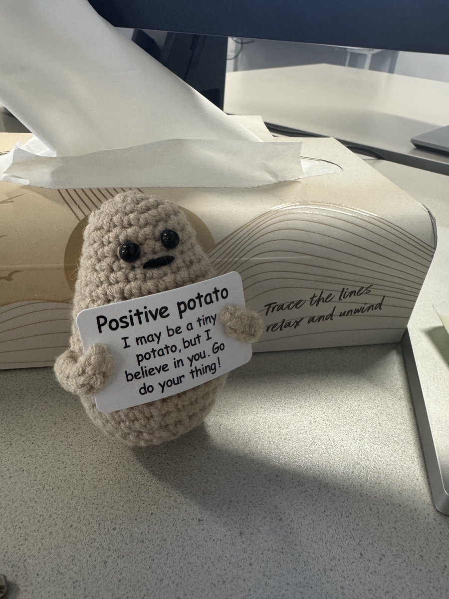 y a n i 👻 tweet media