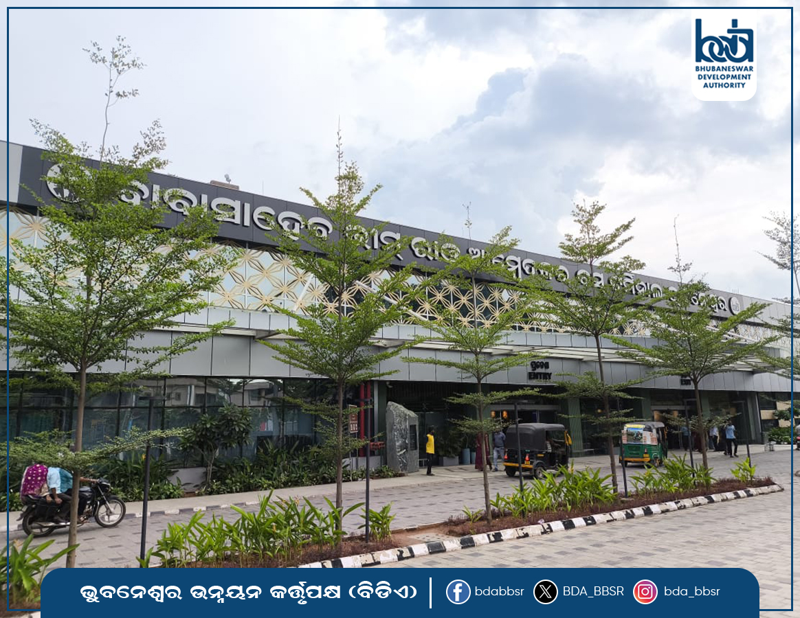 BDA_BBSR's tweet image. The Bhubaneswar Development Authority (BDA) has signed an agreement with the Odisha Computer Application Centre (OCAC) to lease vacant space at the Babasaheb Bhim Rao Ambedkar Bus Terminal (BSABT) for IT companies, promoting growth in the city’s tech ecosystem. #BDA #BSABT #OCAC