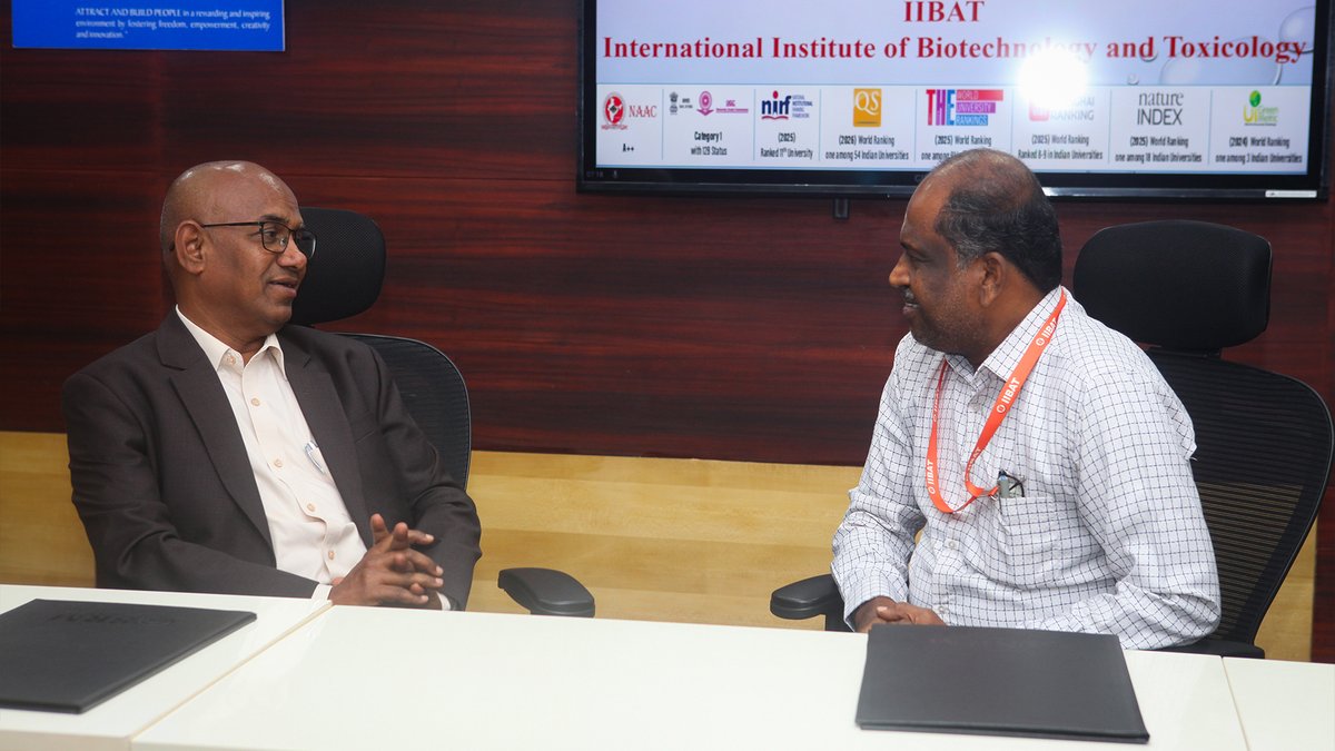 SRM_Univ's tweet image. SRMIST strengthens its research ecosystem!

The Dept. of Biotechnology signs an MoU with IIBAT to advance research in toxicology, bio-efficacy &amp;amp; biotech, while enabling GLP-compliant labs &amp;amp; OECD-aligned training.

#SRMIST #Biotechnology #MoU #Research #Innovation #Toxicology