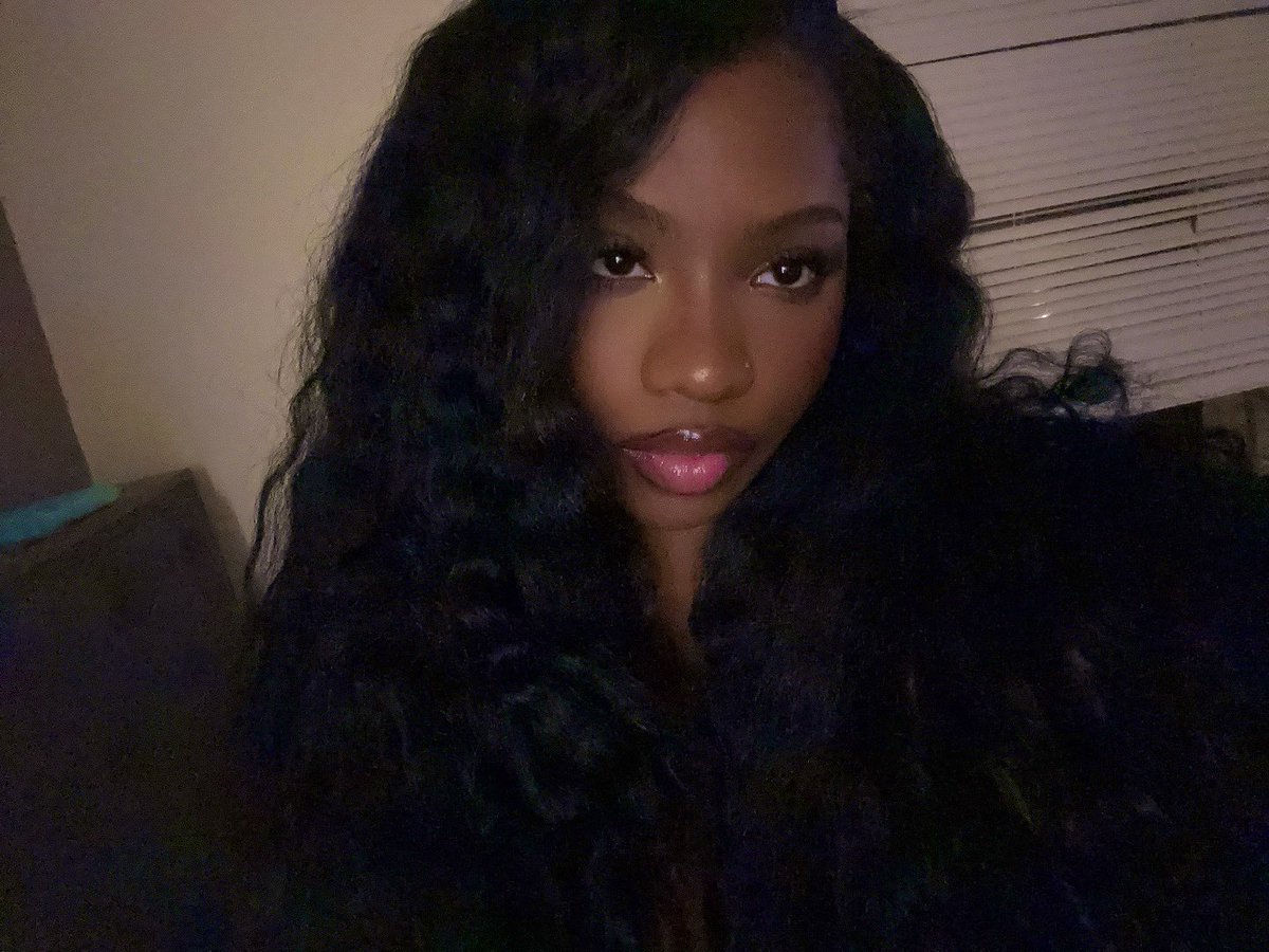 Amara (Findom) tweet media