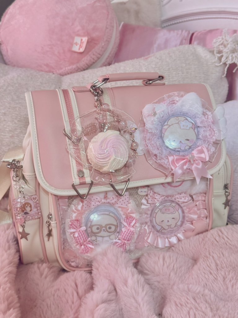 strawbarizz tweet media