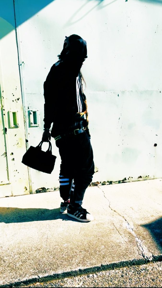 MaadFoxy's tweet image. ～Freedom Winter Collaboration Collection～
⁡
"Adidas×Prada" a long side "大葉紅葉"

⁡ #Adidas #Prada #alongside
#大葉紅葉 #RaggaRockStyle