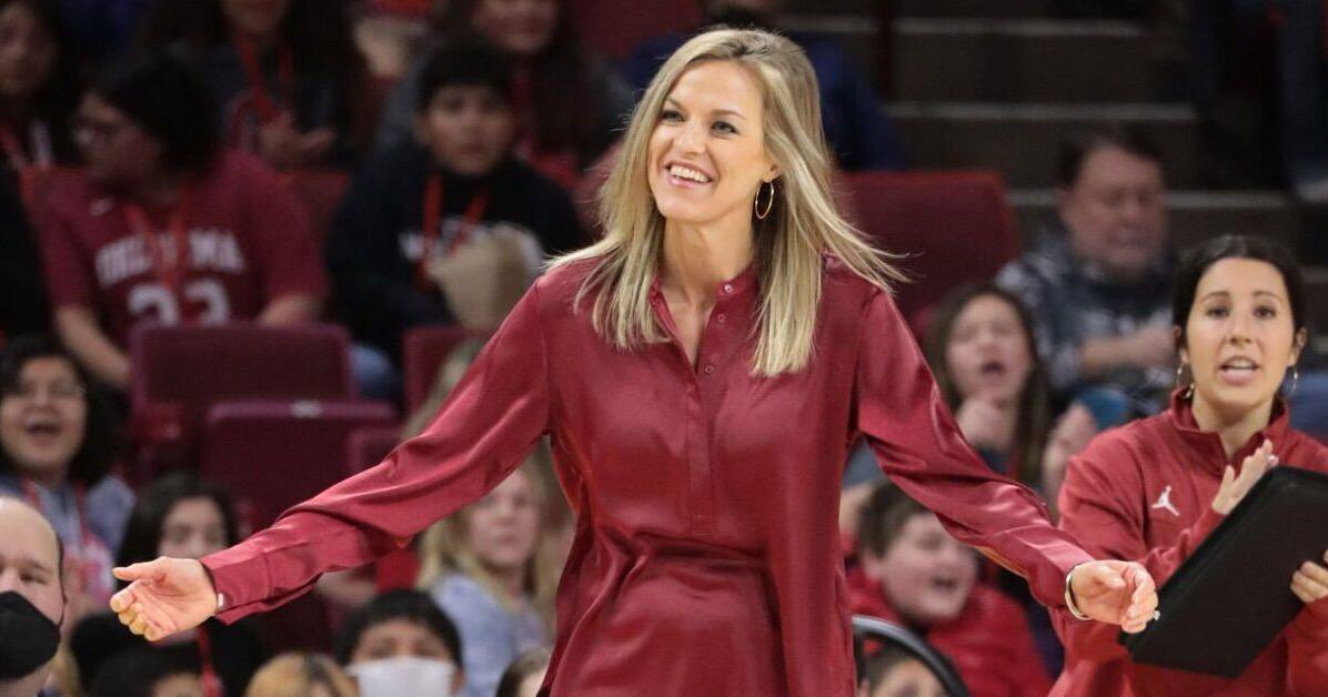 Just a big THANK YOU to Jennie Baranczyk and everything she’s built at OU.

• 127 total wins
• 23 wins or more all five seasons
• NCAA Tournament berth every year
• 2 conference titles
• 2 Sweet 16 appearances

AND BIGGER THINGS ON THE WAY 🫡