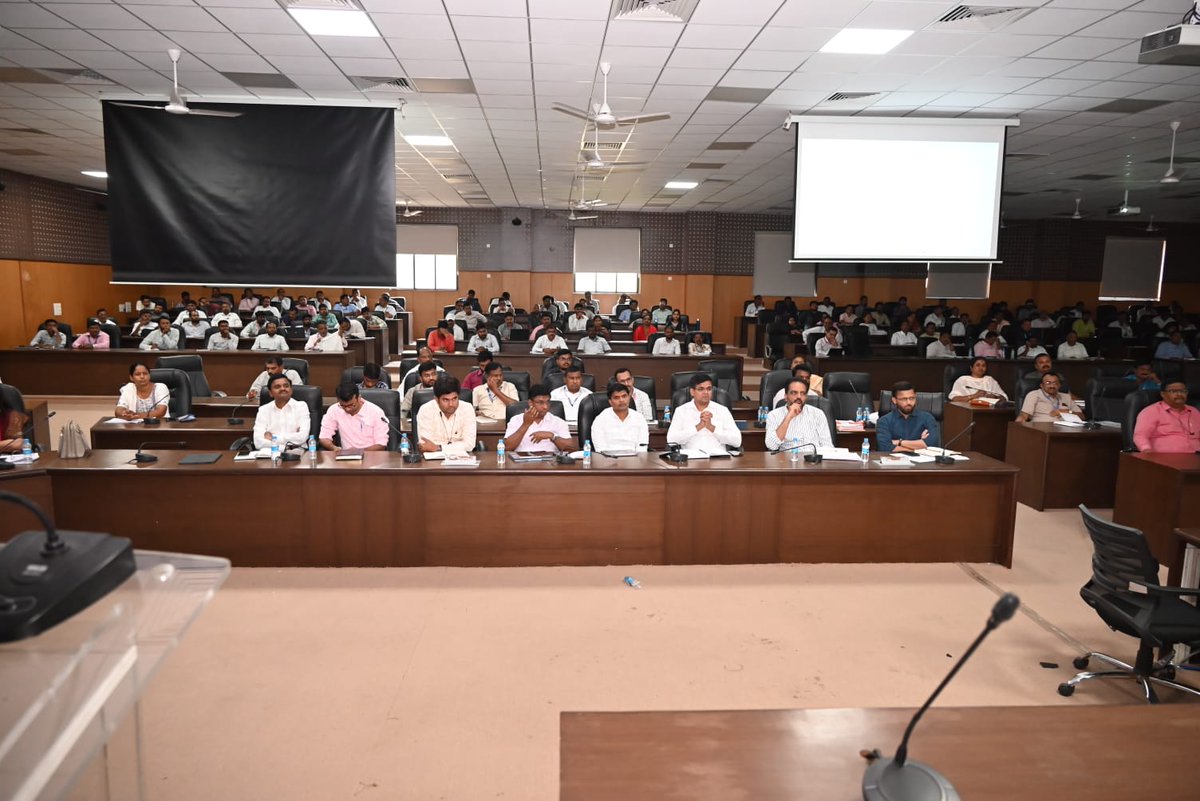 DISTRICT INFORMATION OFFICE, SOLAPUR tweet media