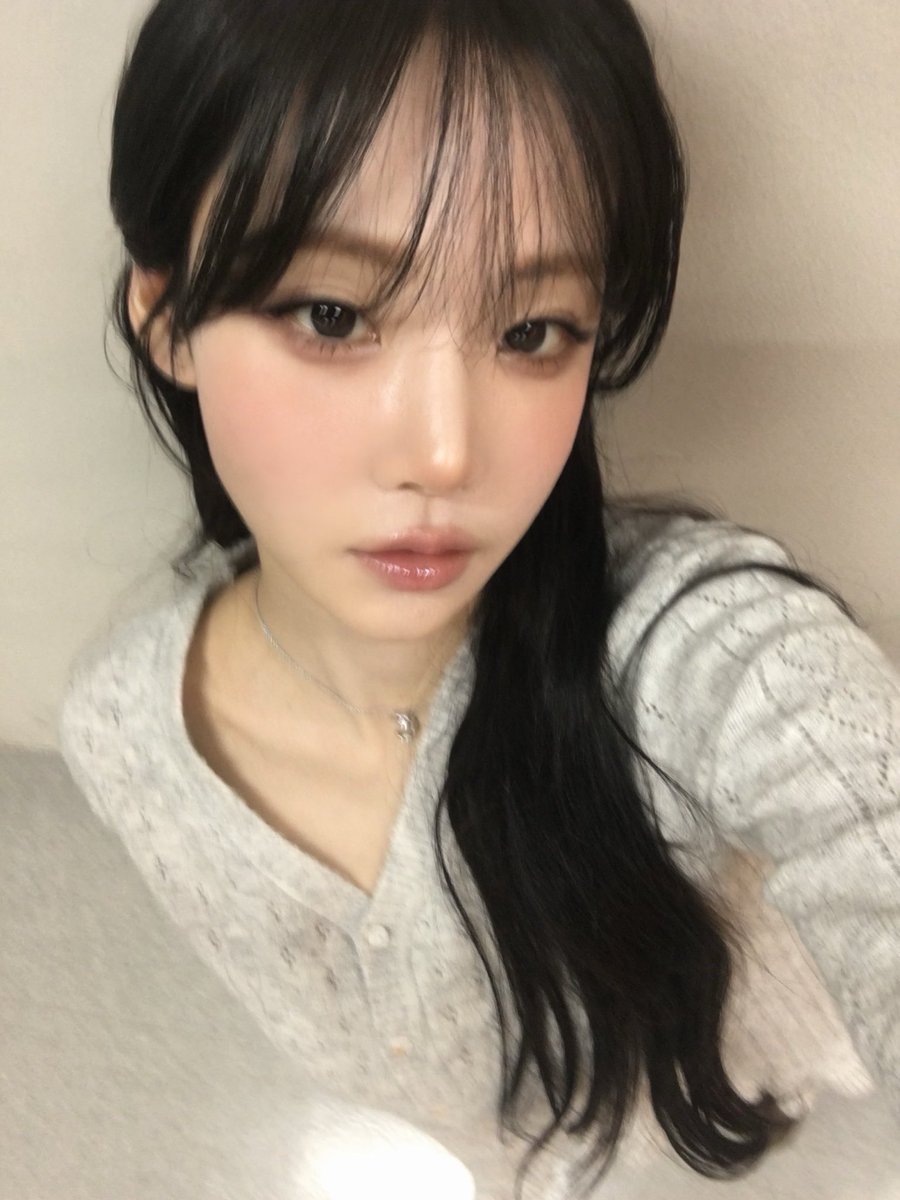 daily tripleS tweet media