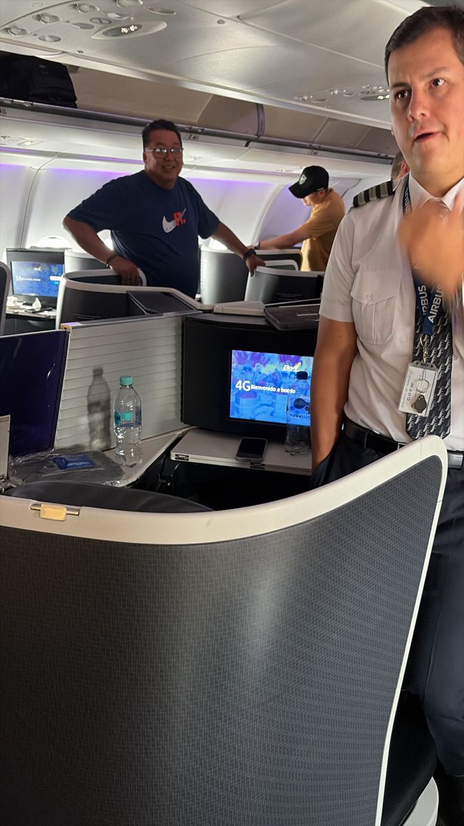 @johnarandiaperiodista tweet media