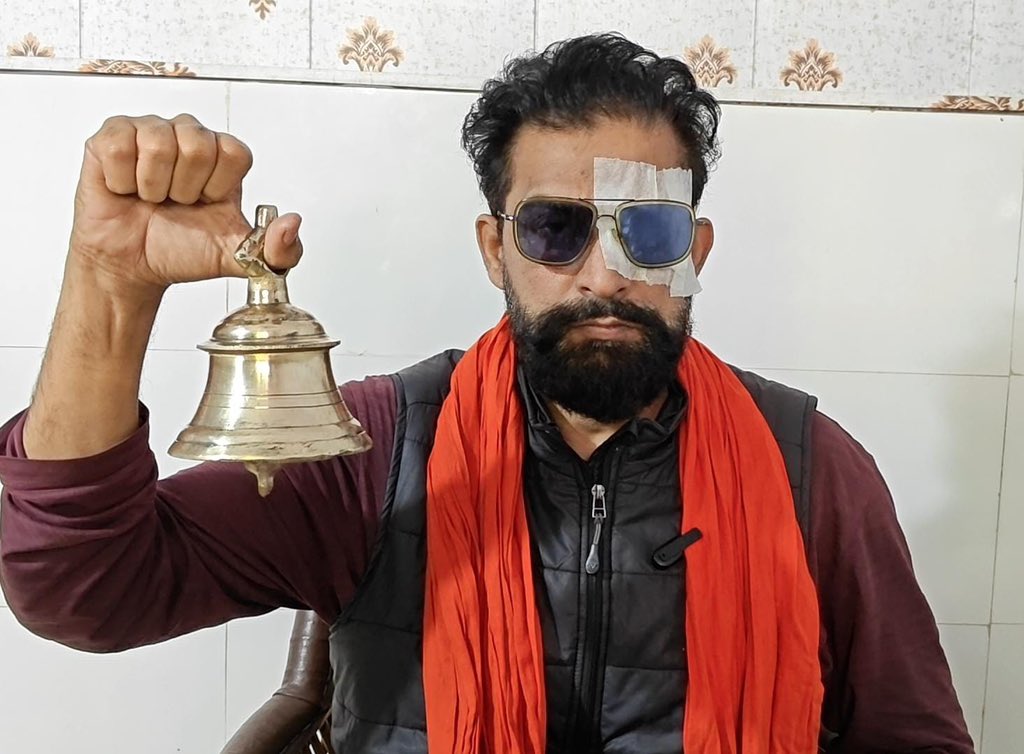 NaveenJaihind's tweet image. घंटा बजाओ 🔔  गंदा भगाओ 

मुहिम से जुड़े  मिसकॉल करे 7027_822_822  

सोशल मीडिया पर फैले गंद के खिलाफ 
जयहिन्द का जंग का ऐलान 
 
माता रानी के नवरात्रों व क्रांतिकारीयो के शहीदी दिवस पर मुहिम की शुरुआत क्या आप है साथ । कमेंट करे
 #हरियाणा जयहिन्द_सेना  #hariyana #JaiHind