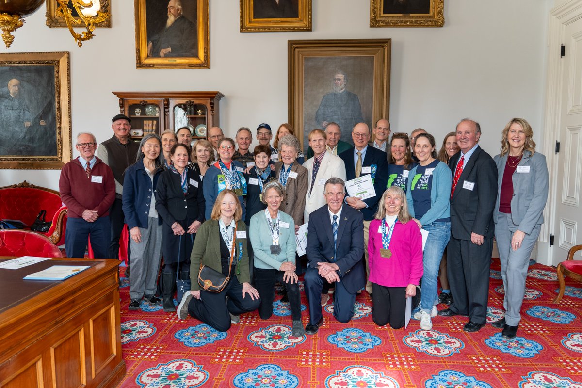 Governor Phil Scott tweet media