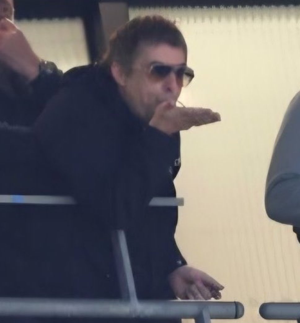 victoria (tricky vicky/tv 📺) tweet media