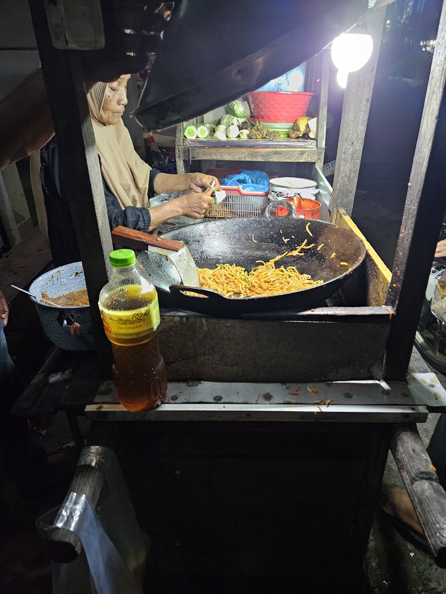 Uang Papa Habis tweet media