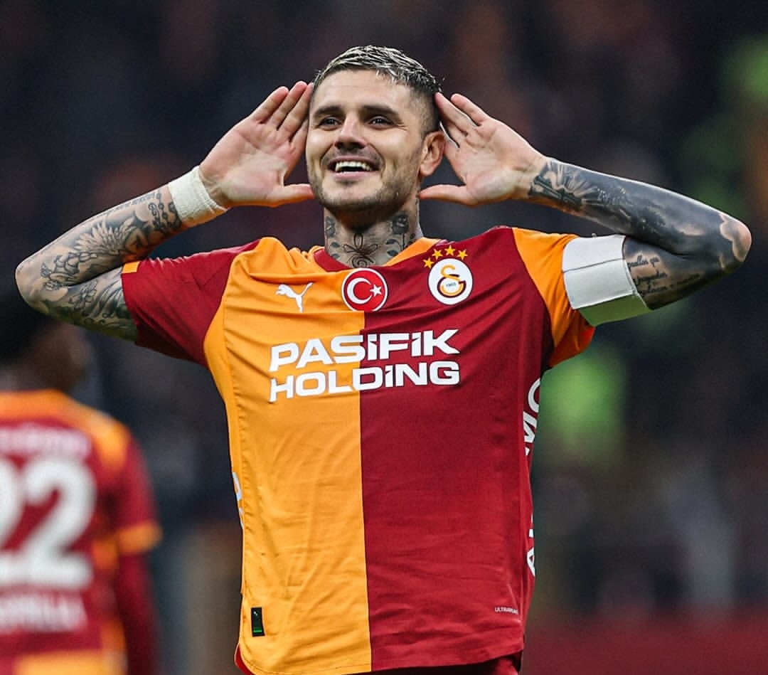 𝐍𝐀𝐙 ✨ tweet media