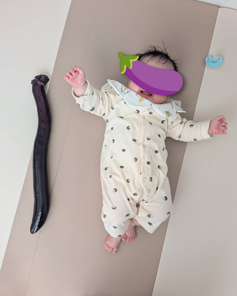 しおん tweet media