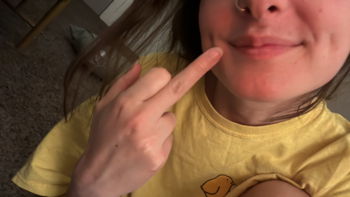 ava ౨ৎ tweet media