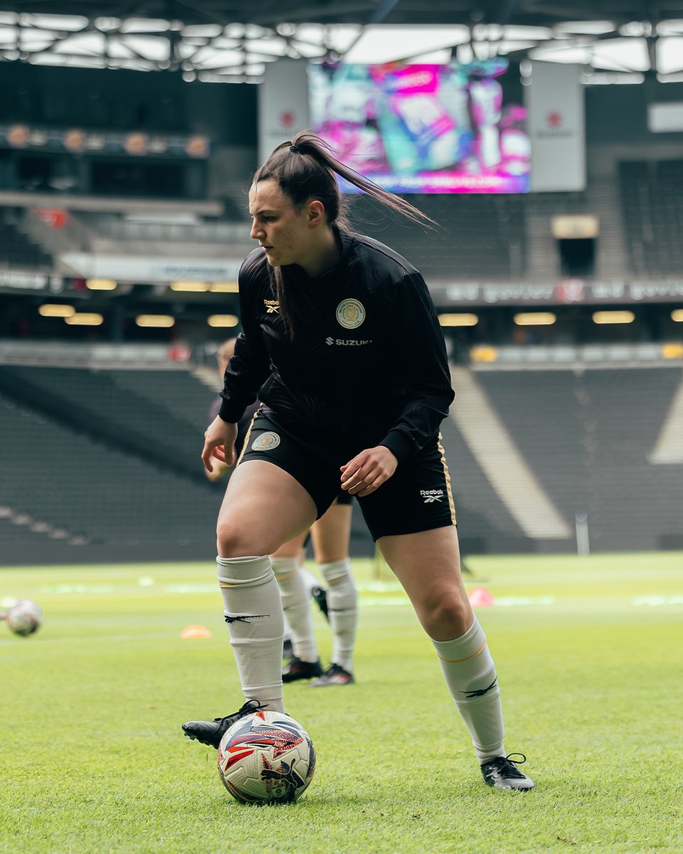 MKDonsFCWomen's tweet photo. #MKDonsWomen are also excited to welcome midfielder, Frankie Tilbury to the squad! 👏

Frankie is a versatile player, who can execute some very nifty footwork 👊

To watch Frankie's first interview at Stadium MK, head to https://t.co/sqqFLb4pNR 📹

#COYDW https://t.co/MHxlinY6Ol