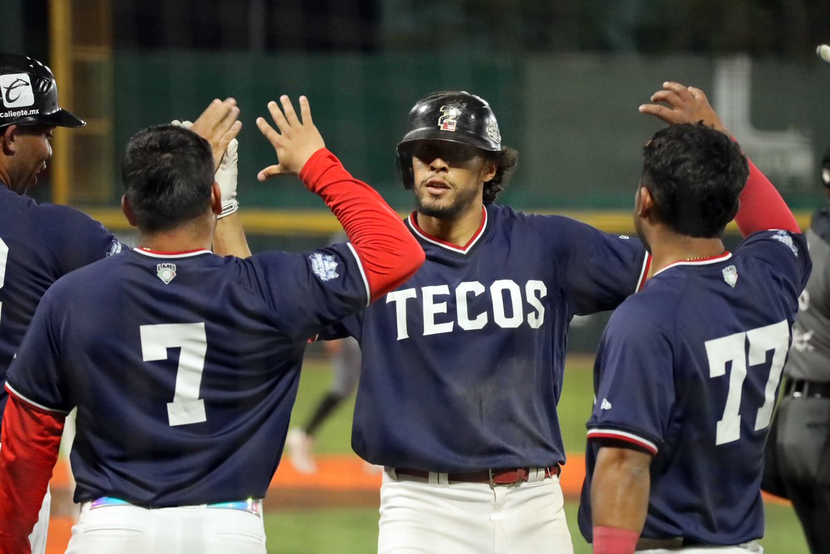 Tecos de los Dos Laredos tweet media