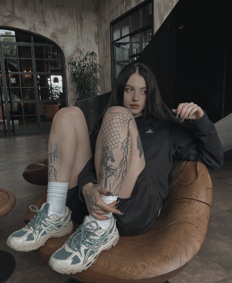 𝔦𝔰𝔞𝔟𝔢𝔩𝔩𝔞. tweet media