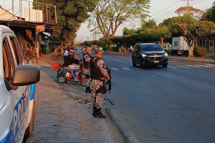 PNC El Salvador tweet media