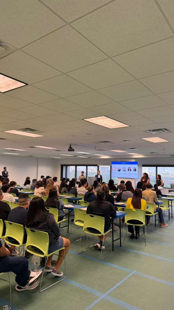 IHCHOUSTON's tweet photo. Education Day 2026 at @houstonlibrary 🤓 https://t.co/1KRWD2HfkY