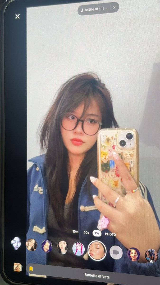 howie (he/she) tweet media