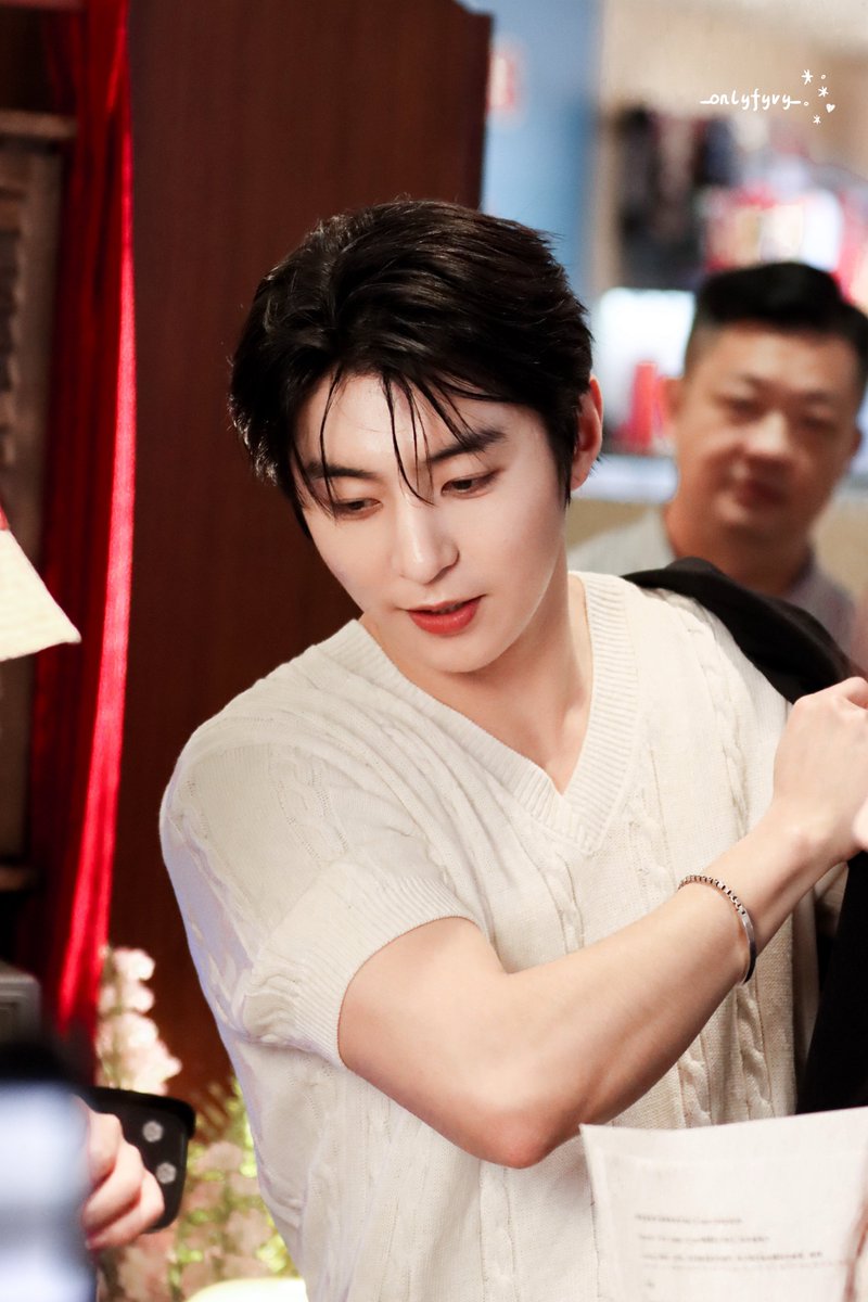 Onlyfyvy tweet media