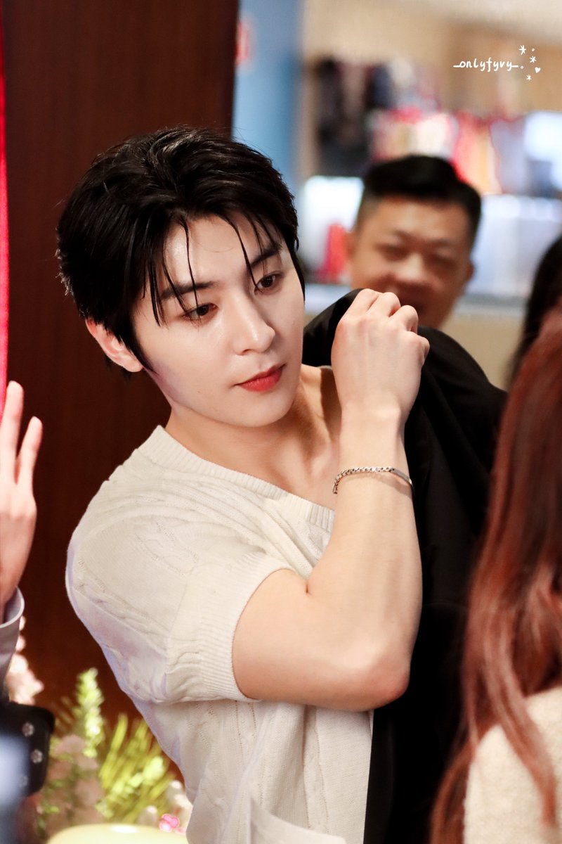 Onlyfyvy tweet media