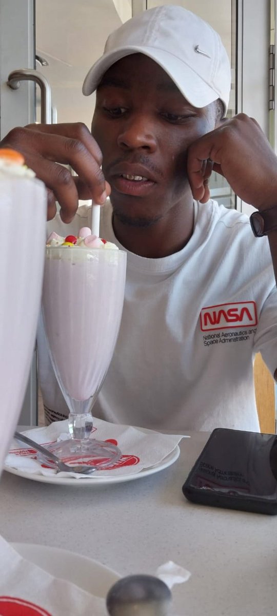 decided to go out 😫with a verified hunn oomfs