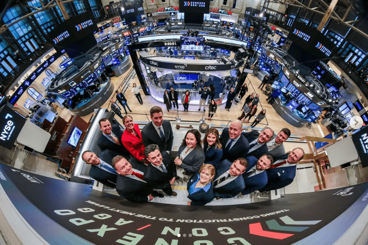 TheWeaponry's tweet photo. One of the biggest things that happens in the trade show world is CONEXPO (@conexpoconagg). The Weaponry developed branding for this construction industry super show. The logo and tagline we created even made an appearance at the New York Stock Exchange. https://t.co/odc0hxUAxF