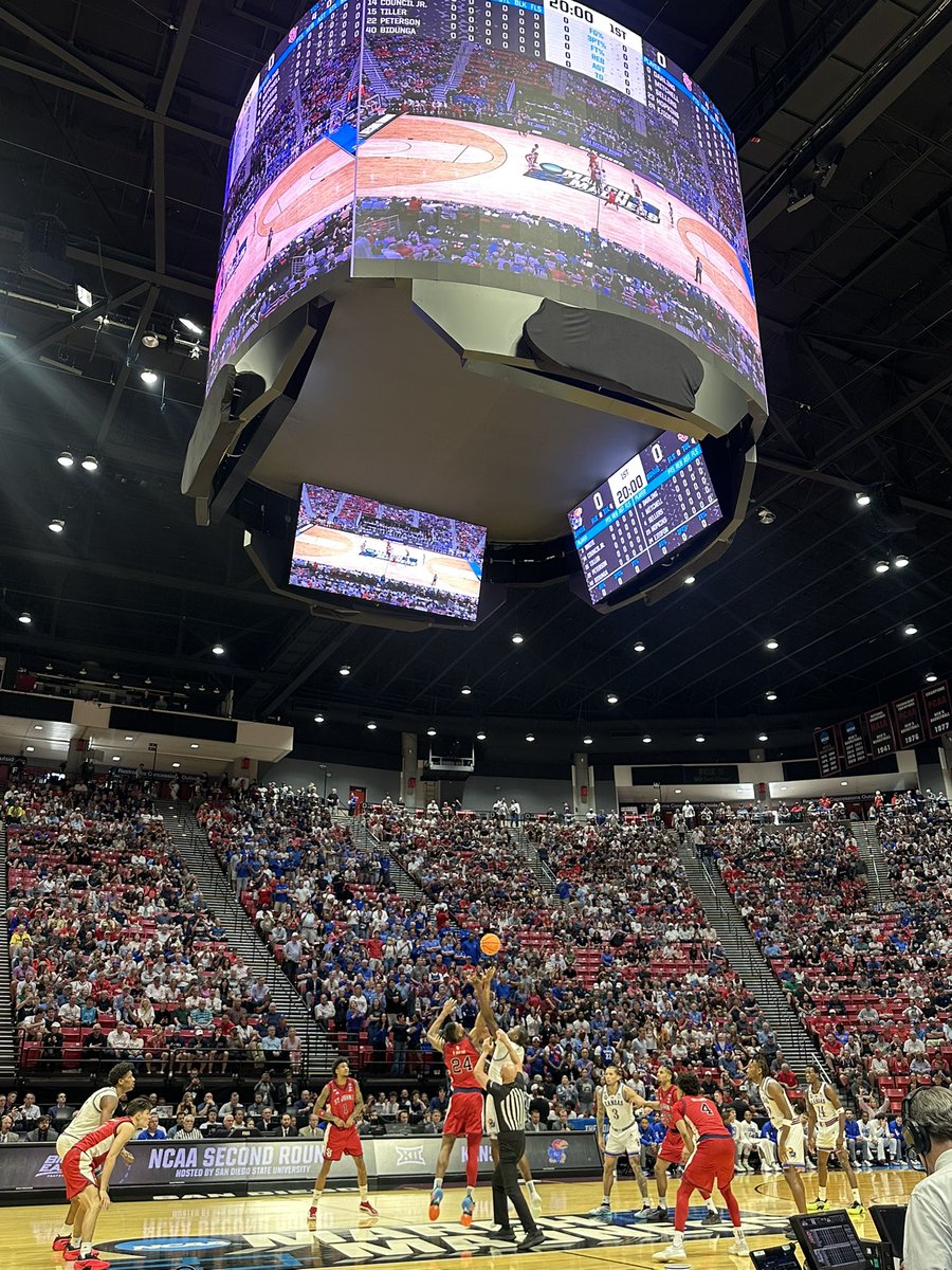 Niki Lattarulo tweet media