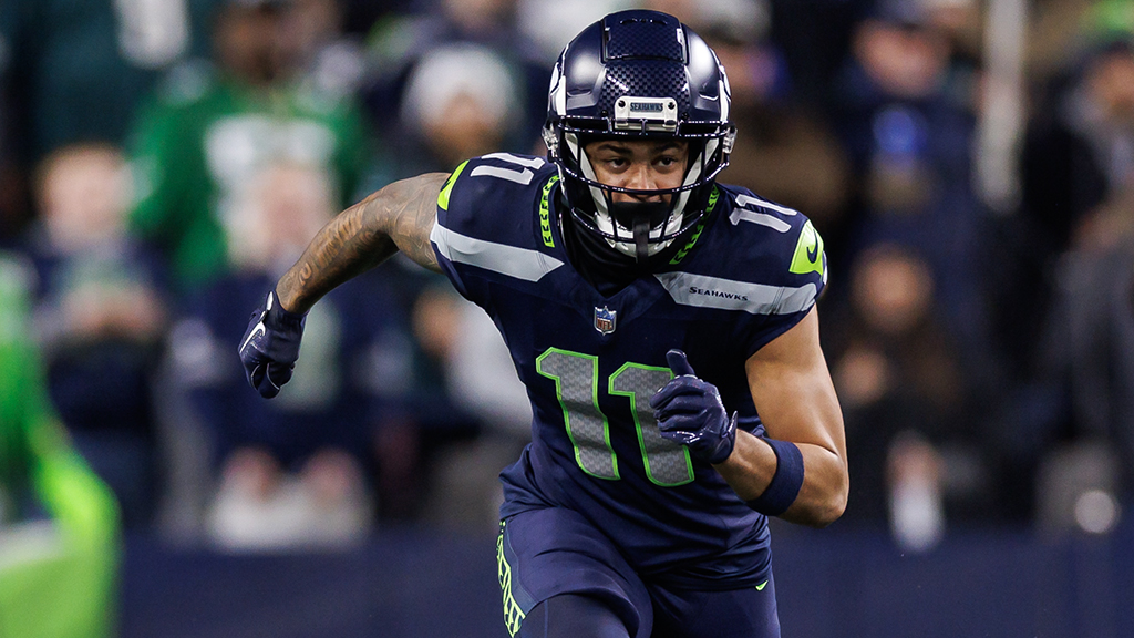 Around The NFL tweet media