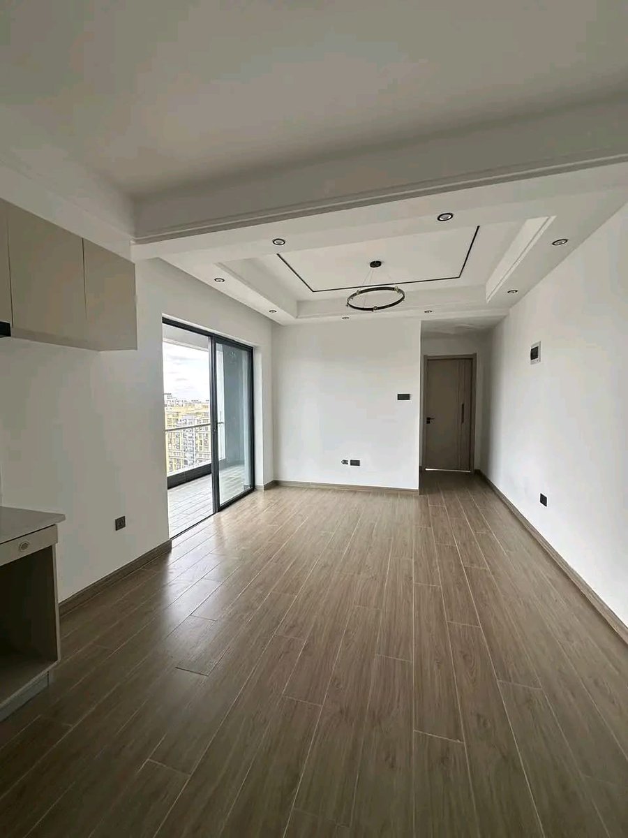 HodankaHomes's tweet photo. 📍 Kilimani | 1-Bedroom Apartment KES 70,000/month
Modern apartment with spacious bedroom, fitted kitchen, balcony, and laundry area. Enjoy a heated pool, gym, coffee shop, residents’ lounge, reception, and secure living ideal for professionals. 2 months deposit + 1 month rent. https://t.co/F7PTp8o7GT