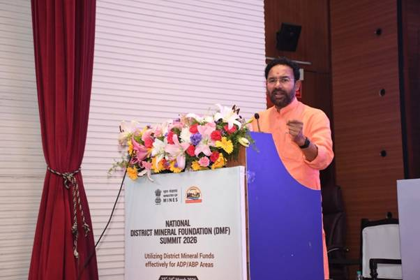 PIB_India's tweet photo. Ministry of Mines Launches the Seventh Tranche of Auction of Critical and Strategic Minerals

Critical Minerals are playing a vital role in achieving  Prime Minister @narendramodi’s Vision of Viksit Bharat 2047: Union Minister G Kishan Reddy (@kishanreddybjp)

Read here: https://t.co/LWufkgD4N4