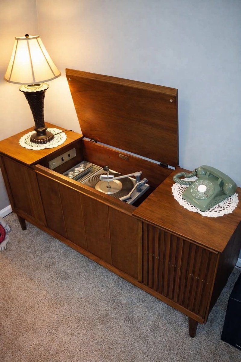 Johnny Cadillac tweet media