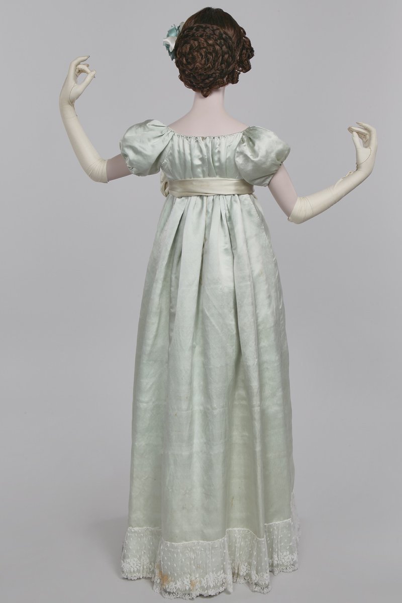 WikiVictorian tweet media